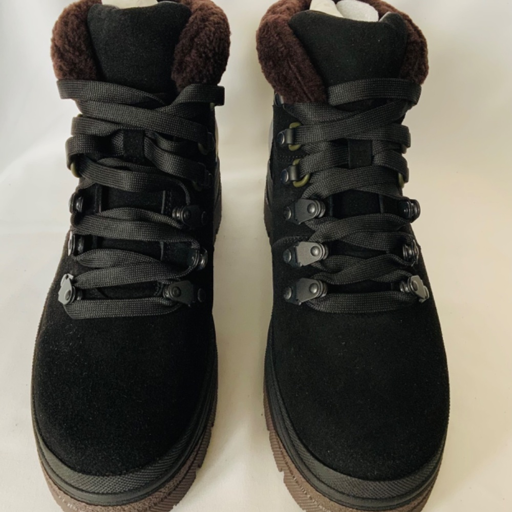 Chloe Black Ankle Boots - Picture 3 of 10